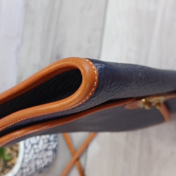 Dooney & Bourke Pre-tag Vintage - Picture 5 of 14